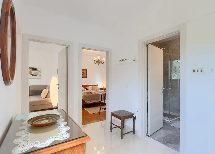 Casa Anka * Μεντουλίν